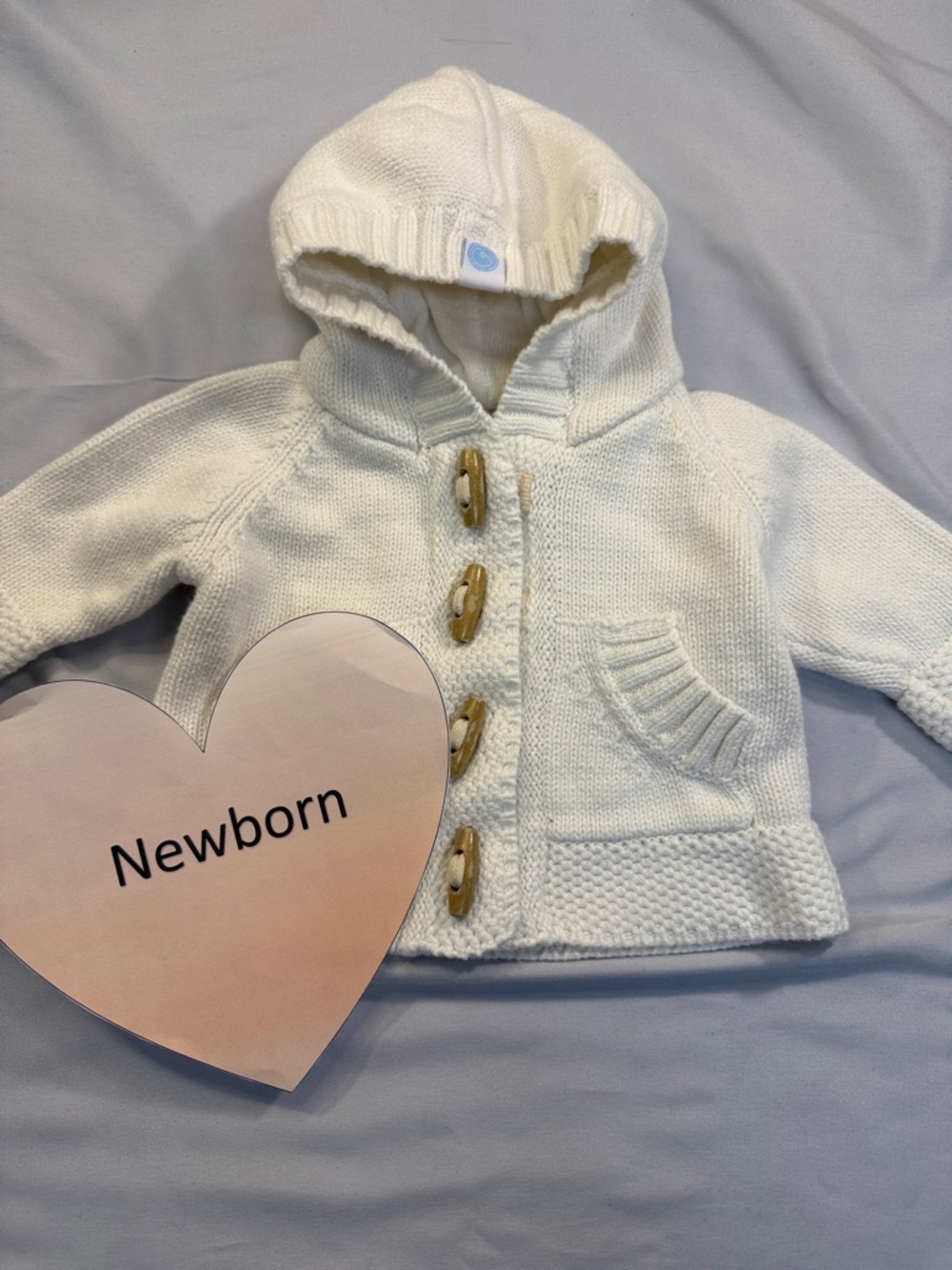 Beba Bean - LIKE NEW White Knit Baby Cardigan Sweater/hoodie